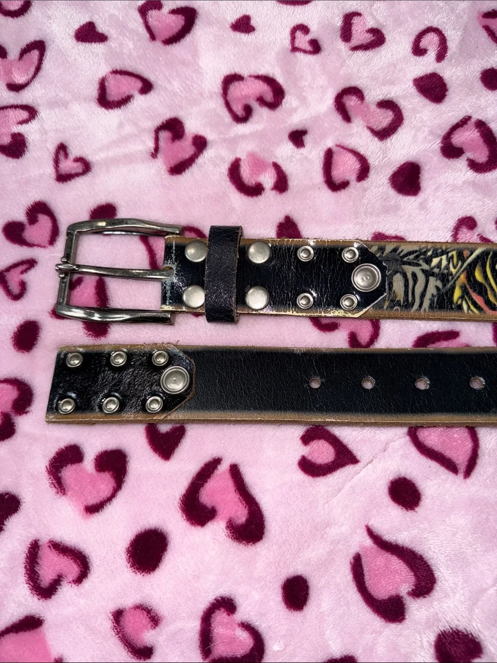 Ed Hardy Men’s Black and Red Graphic Leather Belt XL